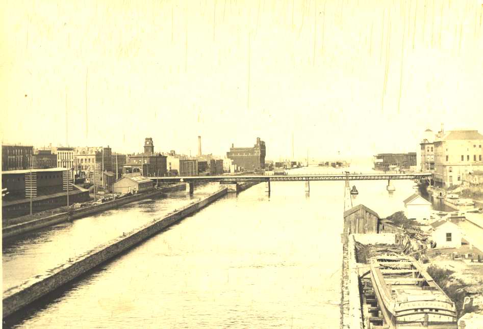 Oswego River looking north