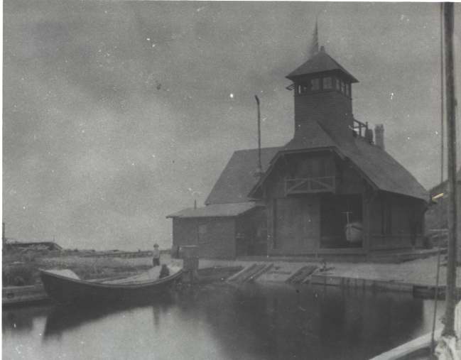 Old Life Saving Station in Osw