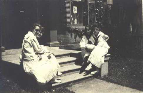 Dorothy Adcock, Lillis Kock, Anne Brown, Muriel Walker