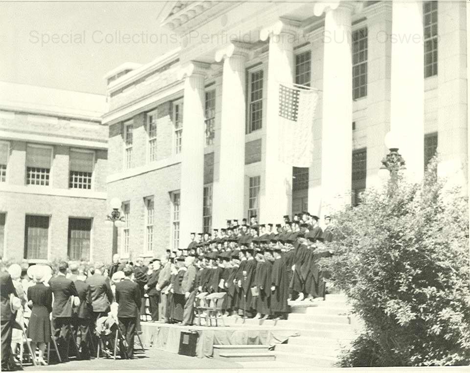 1942 Commencement ceremony