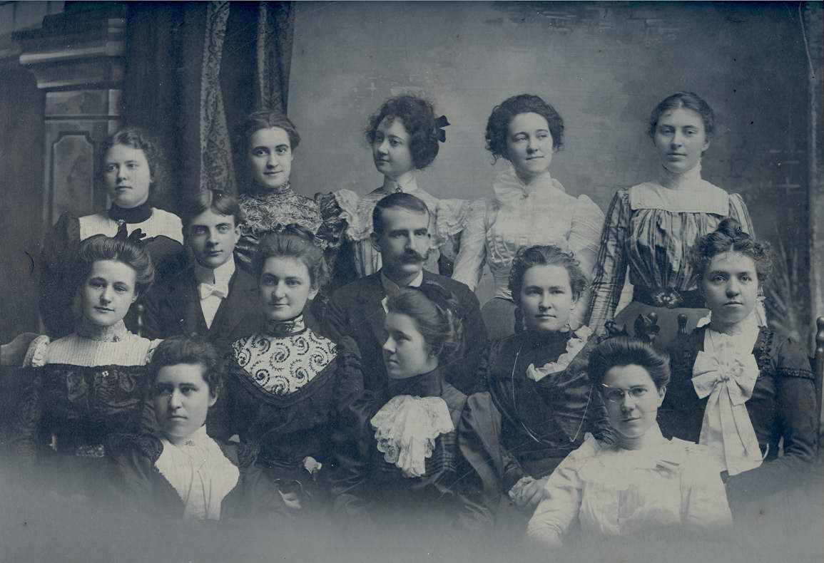 1900 ONS graduating class