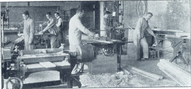Industrial Arts class projects - Industrial Arts Display, 1889