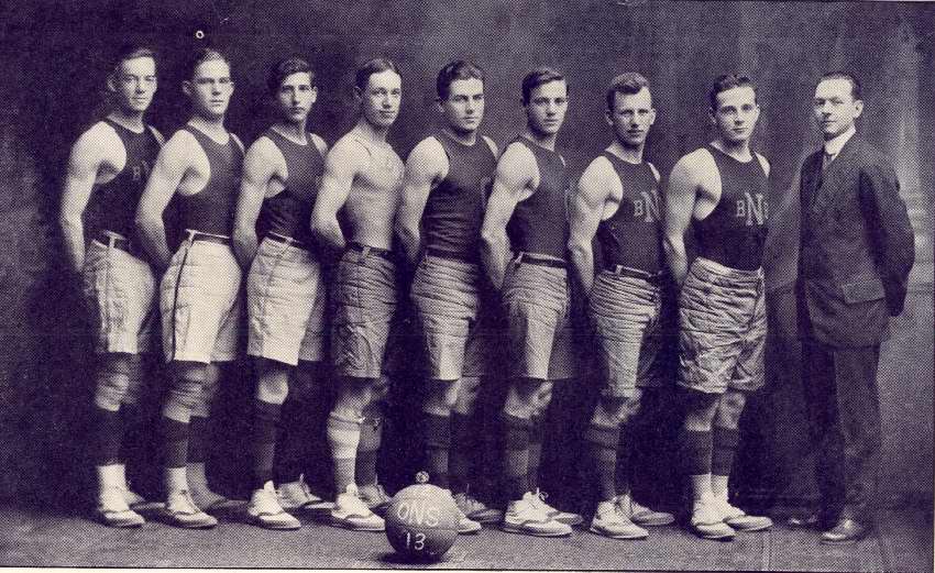 Basket Ball Team, 1913-1914