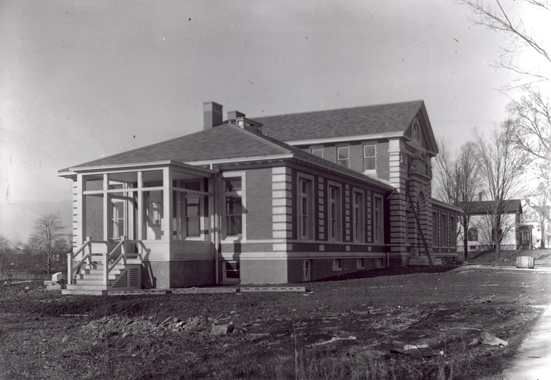 A. L. Lee Memorial Hospital construction photographs - A.