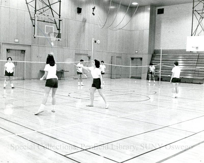 Badminton - 14-06  Women's badminton