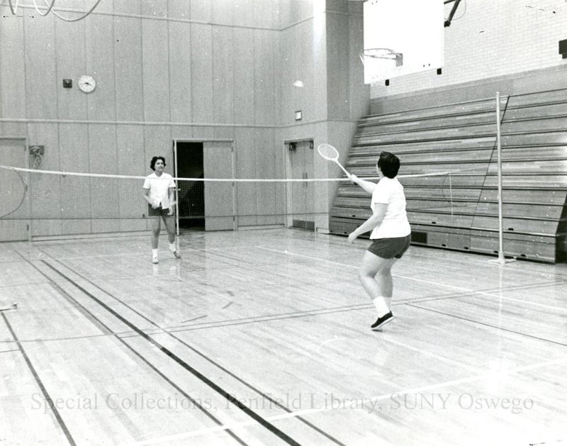 Badminton - 14-06  Women's badminton